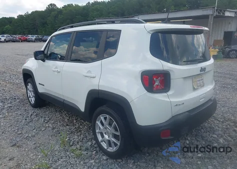 2022 Jeep Renegade Latitude 4X4 из США, поврежденный, VIN ZACNJDB11NPN62312